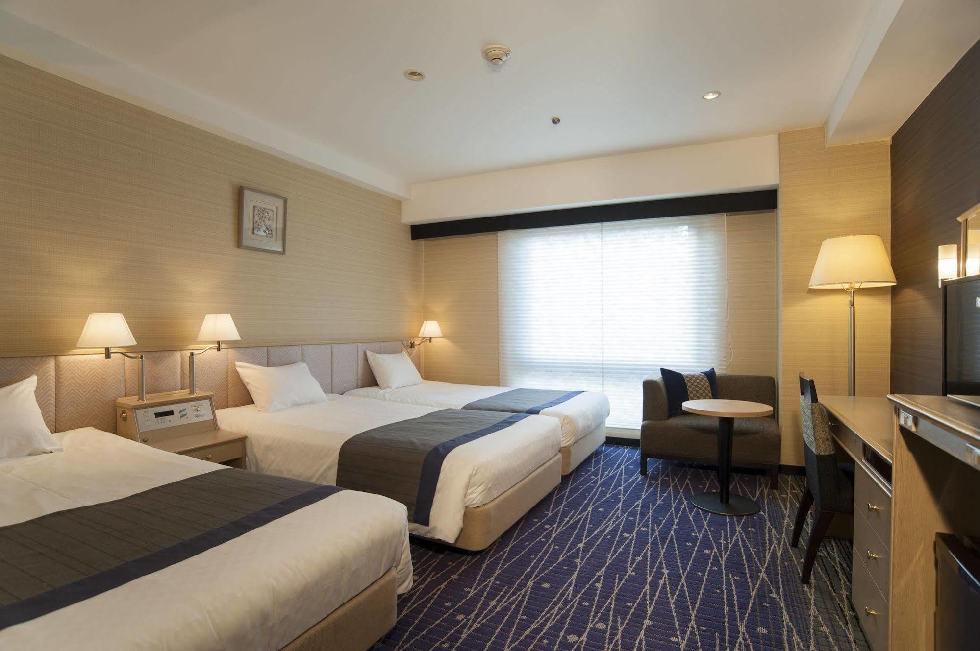 Hotel New Hankyu Kyoto Exteriör bild